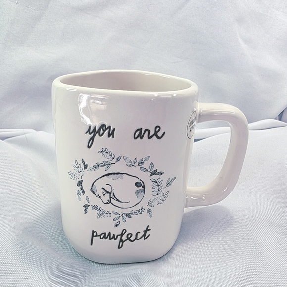 Rae Dunn "YOU ARE PAWFECT" Double Sided Paw Print Dog Mug Magenta Artisan NEW - Picture 8 of 8
